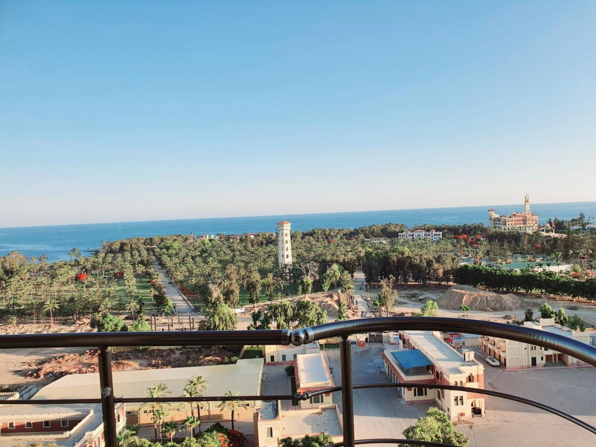 ( On The Sea In Alexander (montazah District Apartment